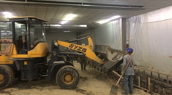 项目土建现。卜挤  摄）